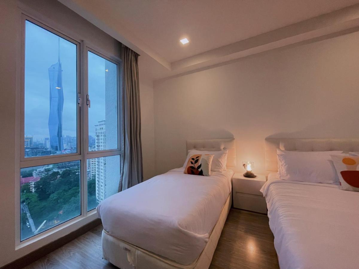 Lux Suites Kl City Pavilion Bukit Bintang With Infinity Pool Kuala Lumpur Exterior foto
